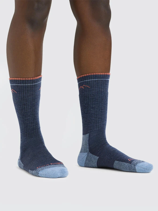 Darn Tough 1907 Hiker Boot Midweight Hiking Women's Cushion Socks 3 Darn Tough 1907 Hiker Boot Midweight Hiking Women's Cushion Socks - Image 3