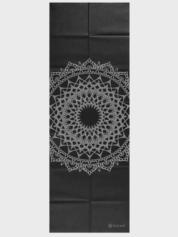 Gaiam Foldable Yoga Mat 2mm 2 Gaiam Foldable Yoga Mat 2mm - Image 2