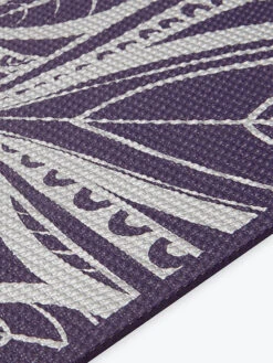 Gaiam Performance Metallic Medallion Yoga Mat 6mm 7 Gaiam Performance Metallic Medallion Yoga Mat 6mm -Wellness Yoga Shop h2s02q1yjjg