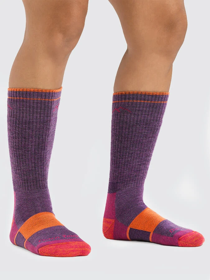 Darn Tough 1908 Hiker Boot Midweight Hiking Women's Full Cushion Socks 3 Darn Tough 1908 Hiker Boot Midweight Hiking Women's Full Cushion Socks - Image 3