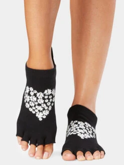 ToeSox Low Rise Half Toe Women's Yoga Socks -Wellness Yoga Shop sbhb1tf2apm