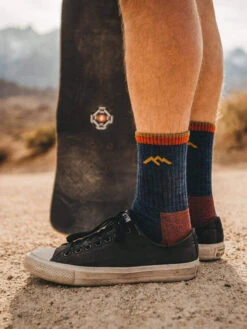 Darn Tough 1466 Hiker Micro Crew Men's Cushion Socks -Wellness Yoga Shop xn2nylm3url