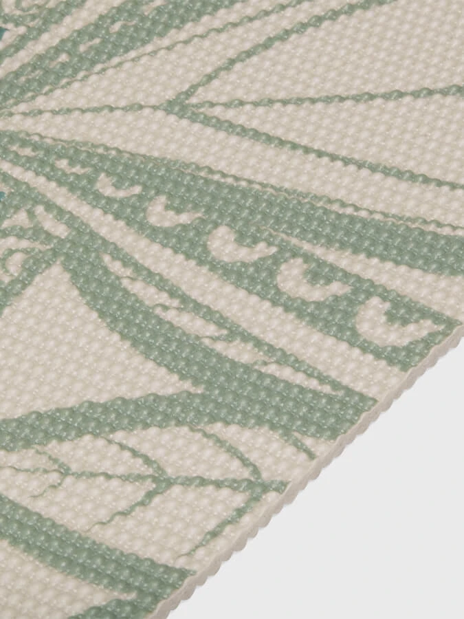 Gaiam Printed Point Yoga Mat 5mm 4 Gaiam Printed Point Yoga Mat 5mm - Image 4