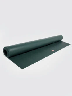 Manduka PRO 79" X 52" Long & Wide Yoga Mat 6mm - 200cm X 132cm (Almost Perfect) -Wellness Yoga Shop y02e1s3e2t5
